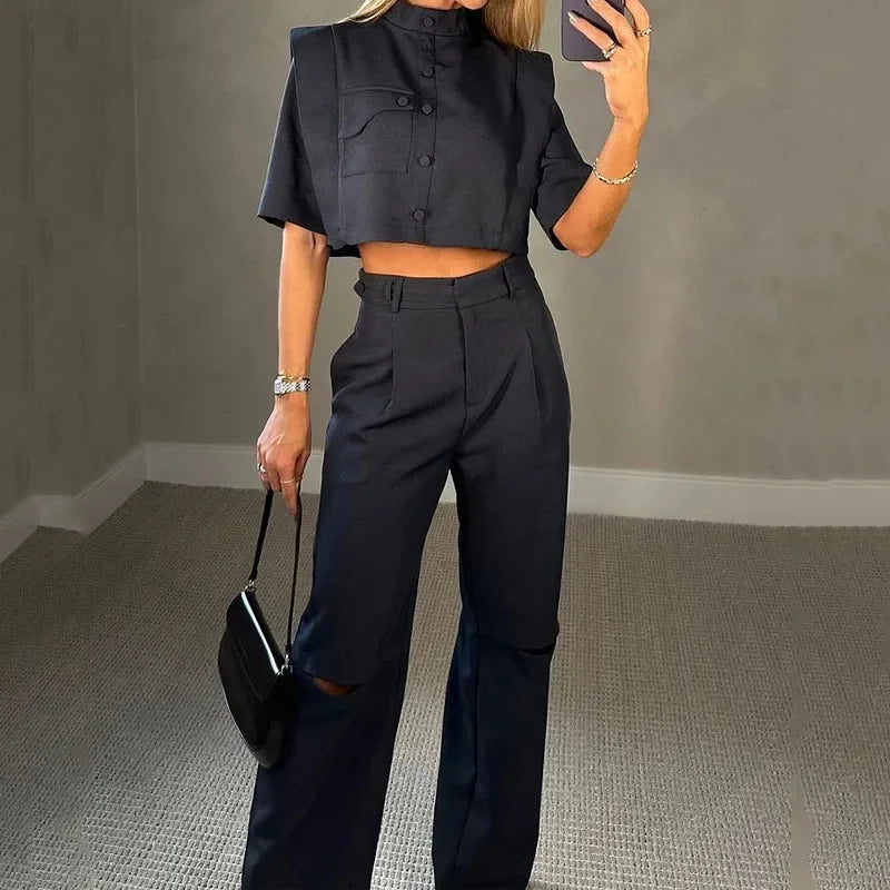 moda feminina, conjunto de duas peças, decote redondo, manga curta, cintura alta, bolsos cargo, streetwear, estilo solto, liyong, pattygirll, tendência, fashion, roupa casual, elegante, confortável, primavera/verão, outfit, moda urbana, estilo contemporâneo, mulheres, conjunto coordenado.